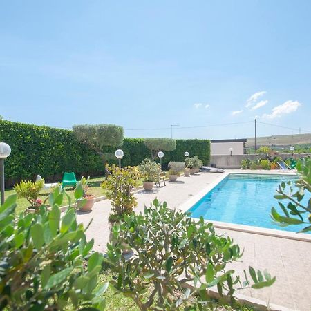 B&B Vittoria House Carlentini Exterior photo