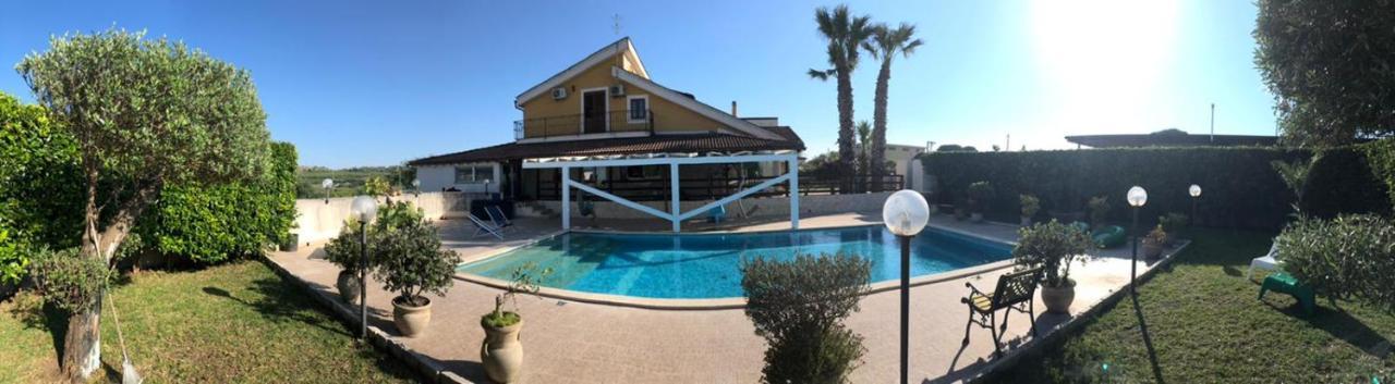 B&B Vittoria House Carlentini Exterior photo