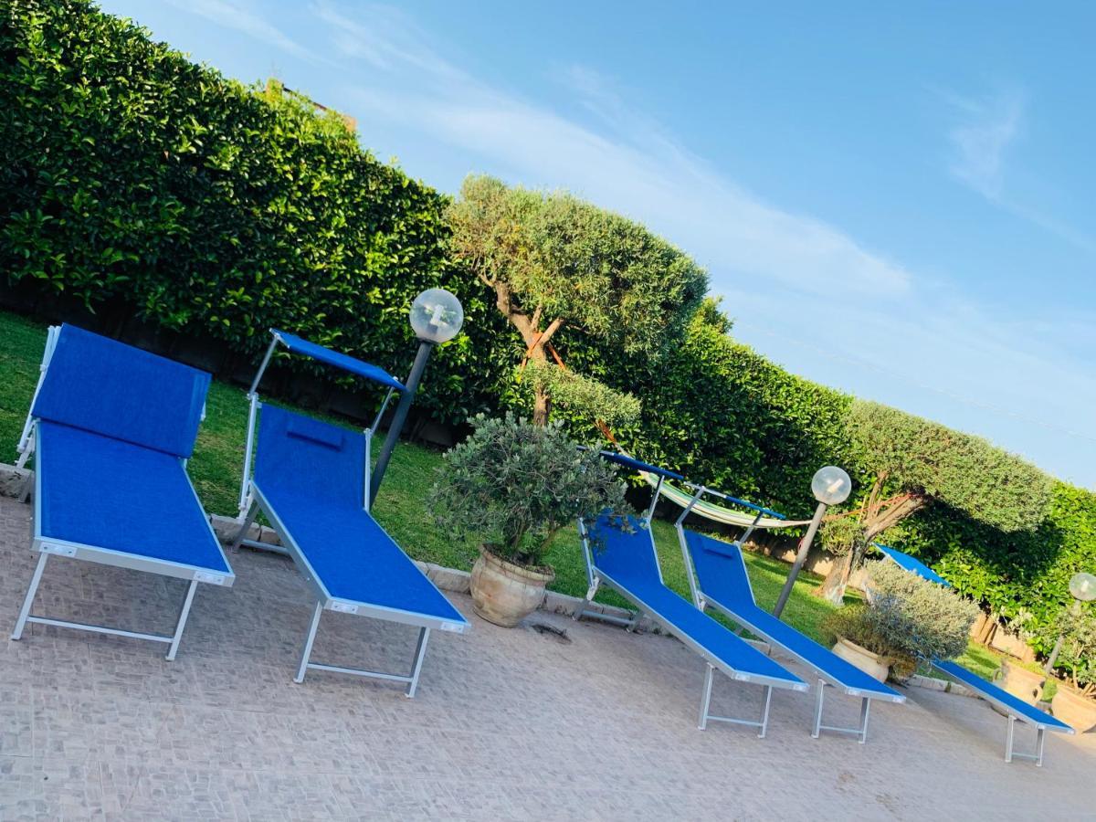 B&B Vittoria House Carlentini Exterior photo
